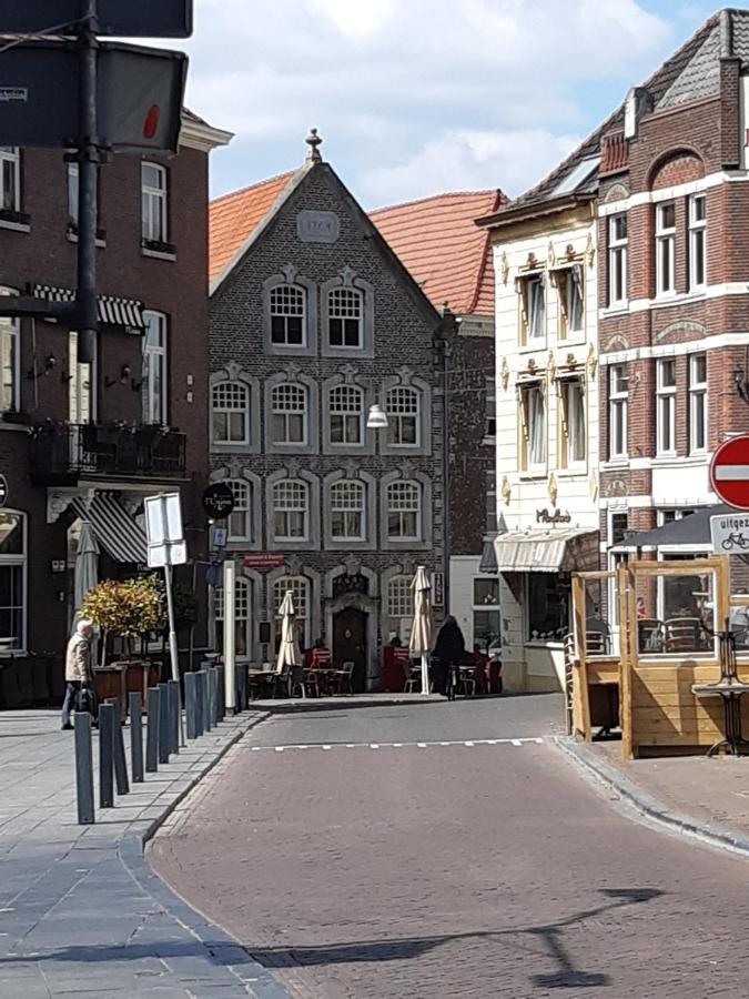 Roermond Uniek Stadspand, Compleet Woonhuis Dış mekan fotoğraf